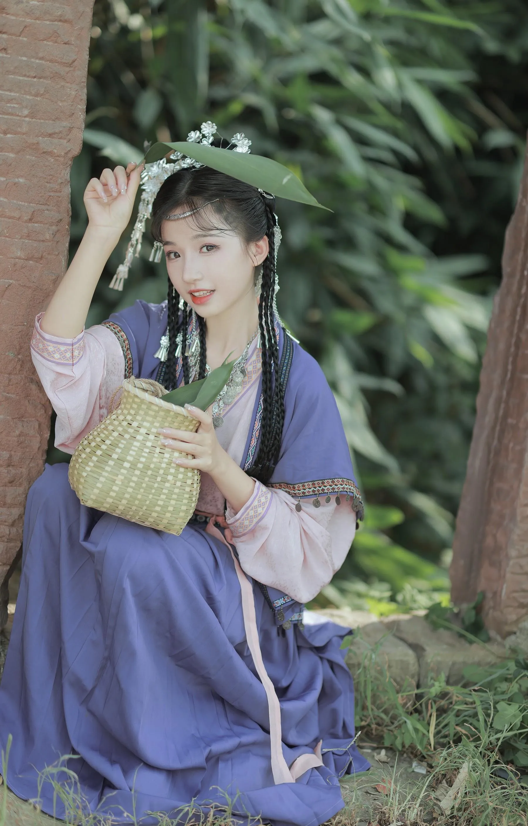[YITUYU艺图语]2022.09.14 苗疆少女 卷卷 [22P]插图7